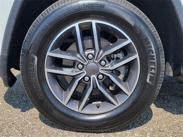 used 2019 Jeep Grand Cherokee car, priced at $23,995