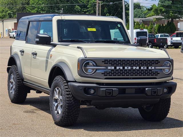 new 2025 Ford Bronco car, priced at $60,887