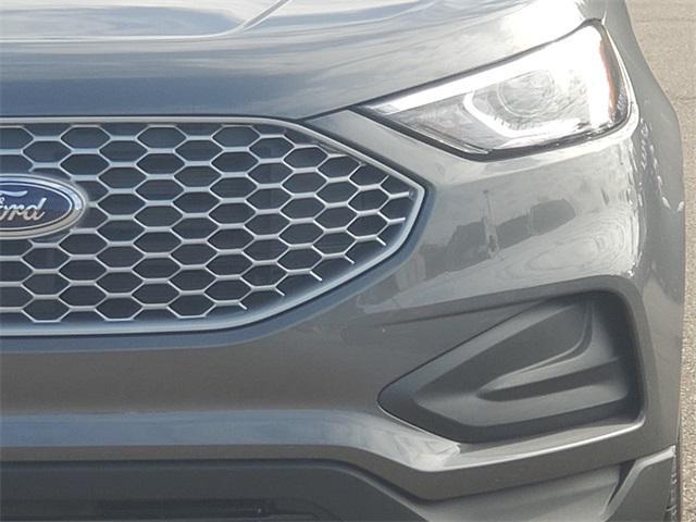 new 2024 Ford Edge car, priced at $36,697