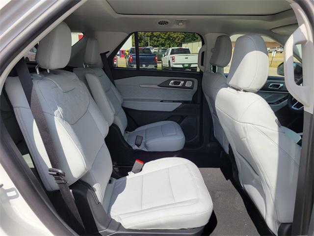new 2025 Ford Explorer car, priced at $58,907