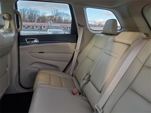 used 2021 Jeep Grand Cherokee car, priced at $25,399