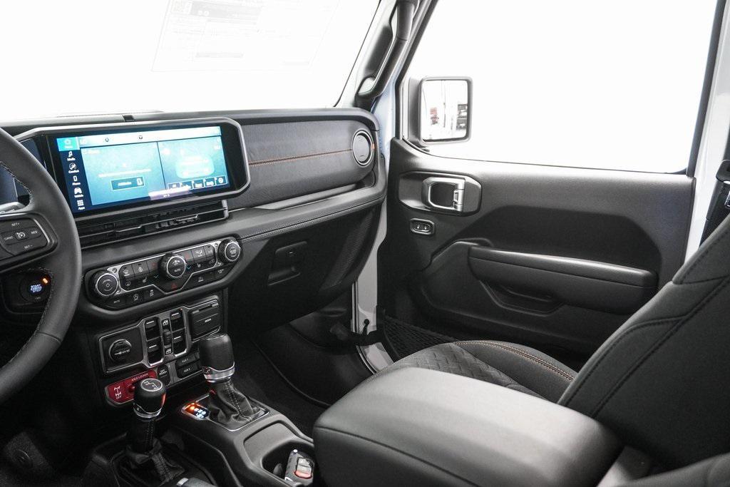 new 2025 Jeep Gladiator car, priced at $50,609