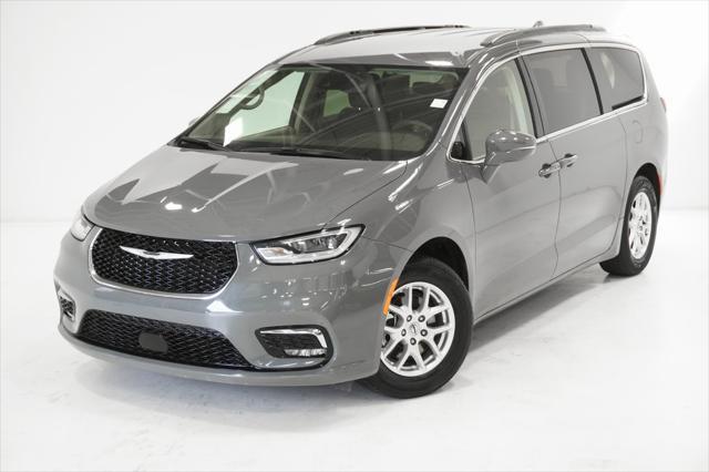 used 2022 Chrysler Pacifica car, priced at $21,395