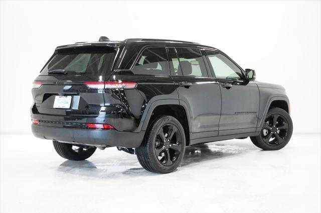 used 2023 Jeep Grand Cherokee car, priced at $35,495