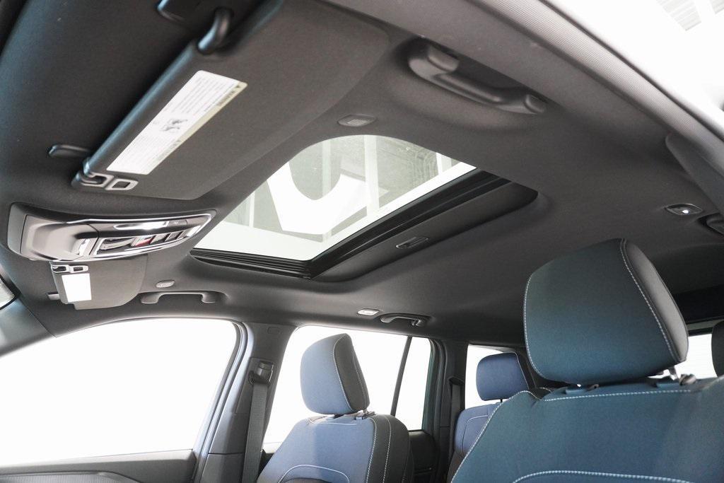 new 2025 Jeep Grand Cherokee car, priced at $35,943