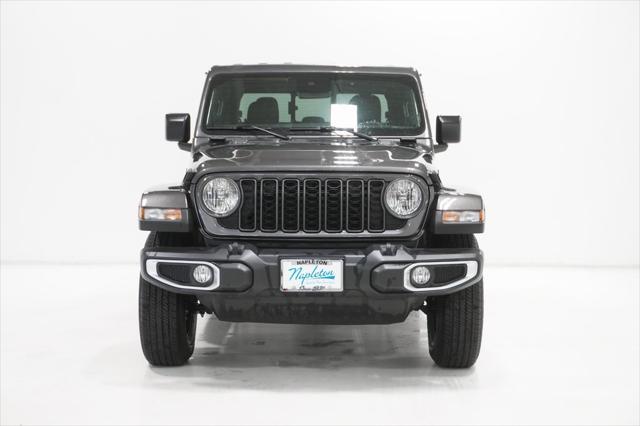 new 2024 Jeep Gladiator car, priced at $54,165