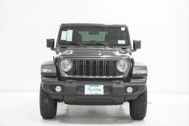 new 2025 Jeep Wrangler car, priced at $33,181