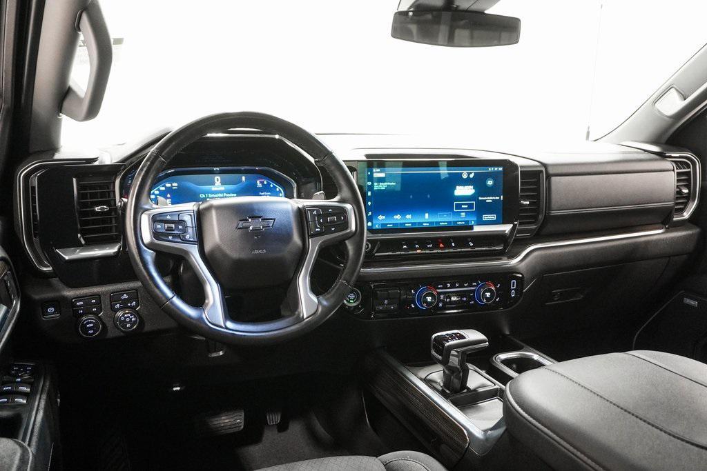 used 2024 Chevrolet Silverado 1500 car, priced at $43,995