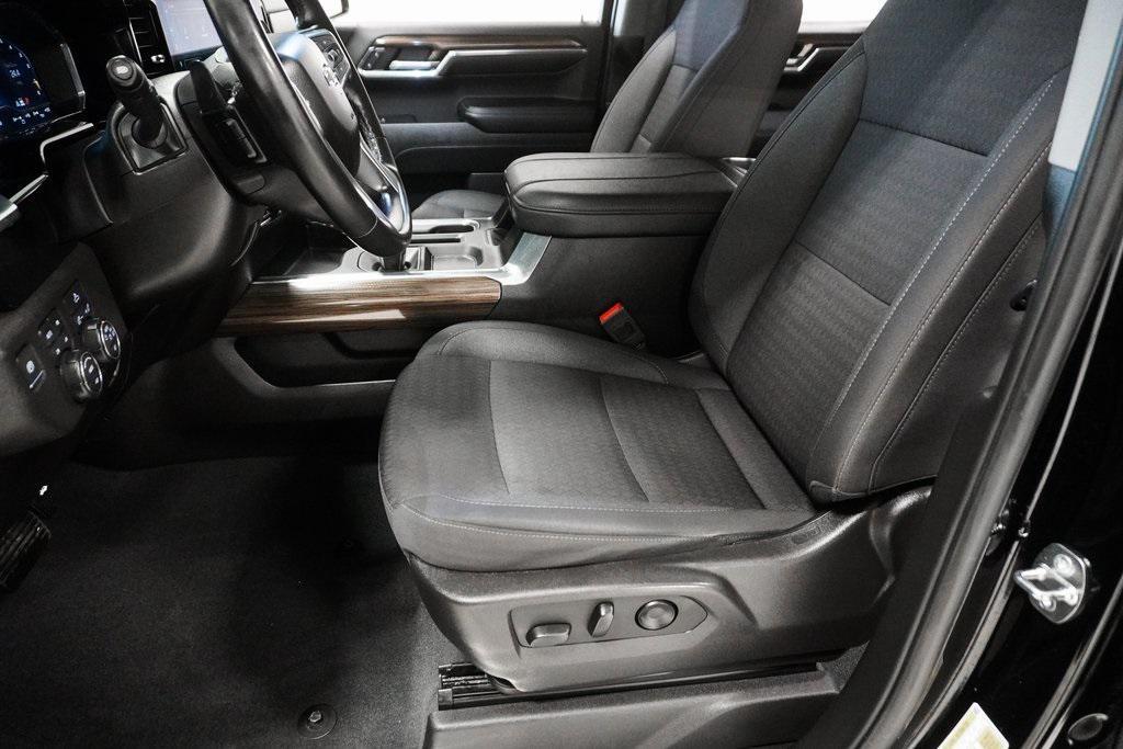 used 2024 Chevrolet Silverado 1500 car, priced at $43,995