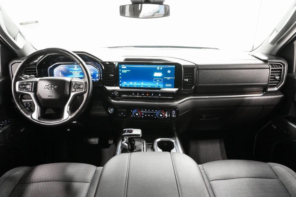 used 2024 Chevrolet Silverado 1500 car, priced at $43,995