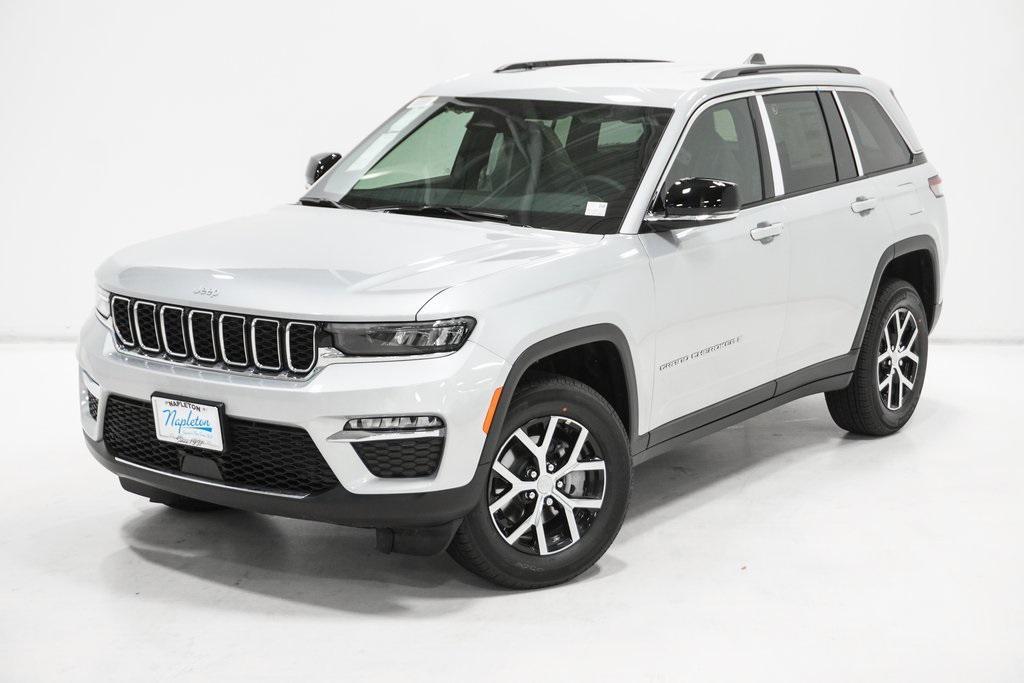 new 2025 Jeep Grand Cherokee car, priced at $45,498