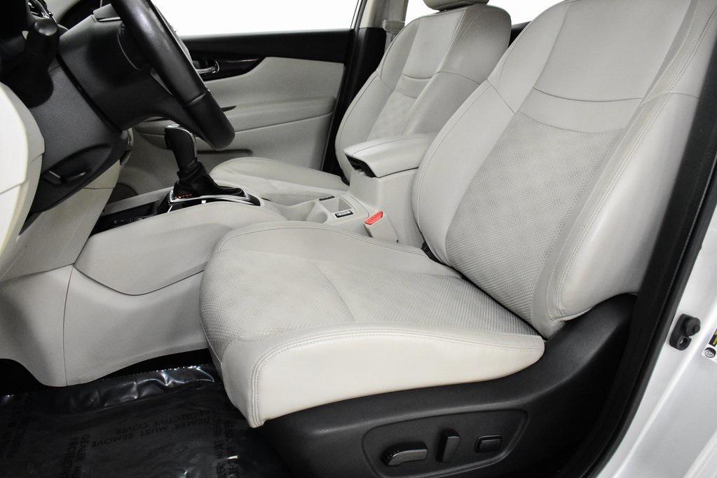 used 2022 Nissan Rogue Sport car, priced at $18,995