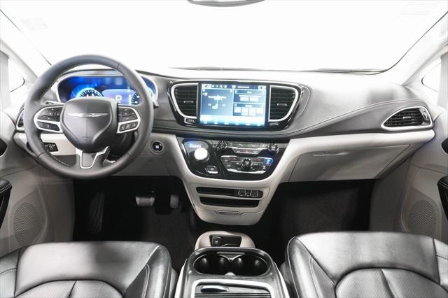 new 2024 Chrysler Pacifica car, priced at $32,787