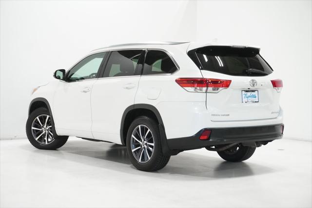 used 2017 Toyota Highlander car, priced at $21,495