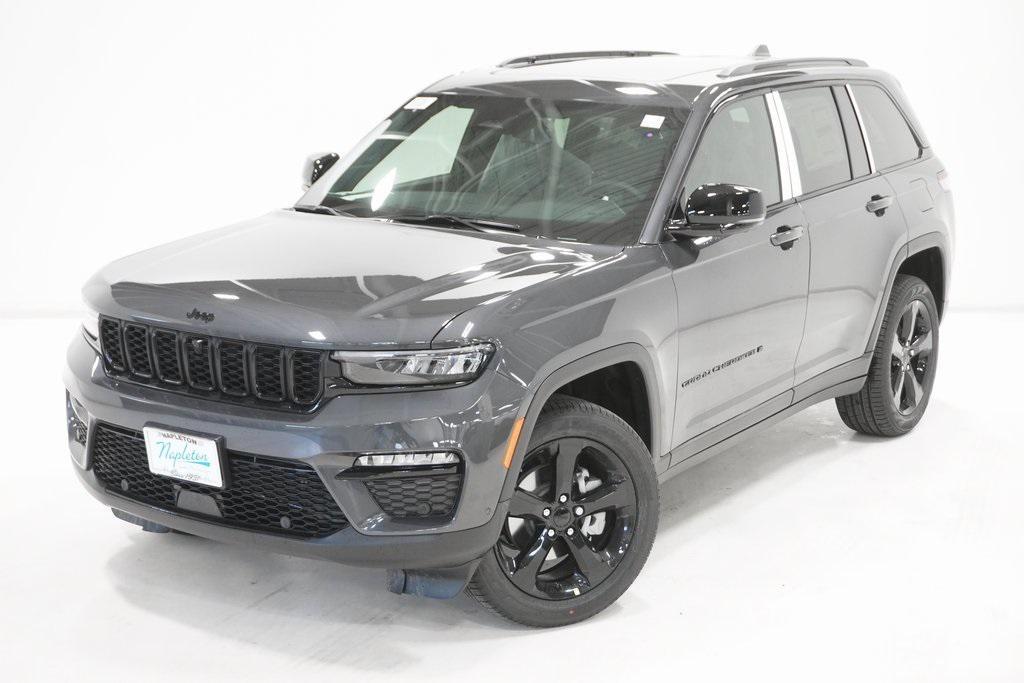 new 2025 Jeep Grand Cherokee car, priced at $52,357