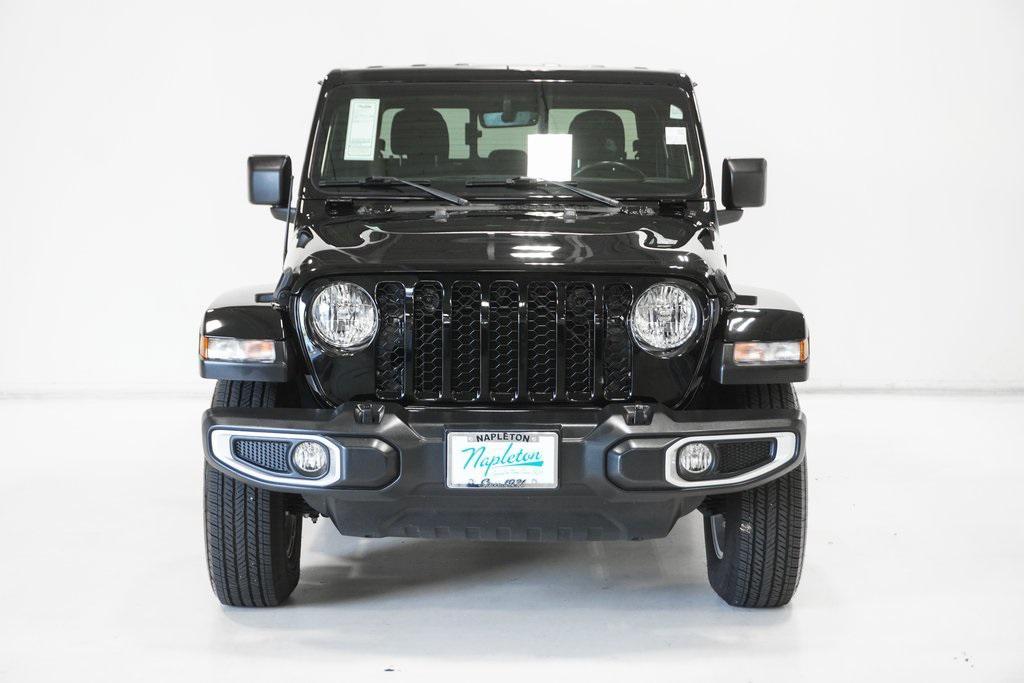 used 2022 Jeep Gladiator car, priced at $30,595