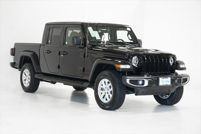 used 2023 Jeep Gladiator car, priced at $46,995