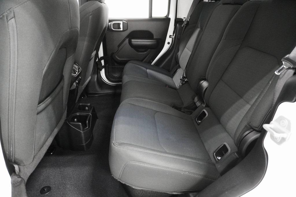 used 2021 Jeep Gladiator car, priced at $27,595