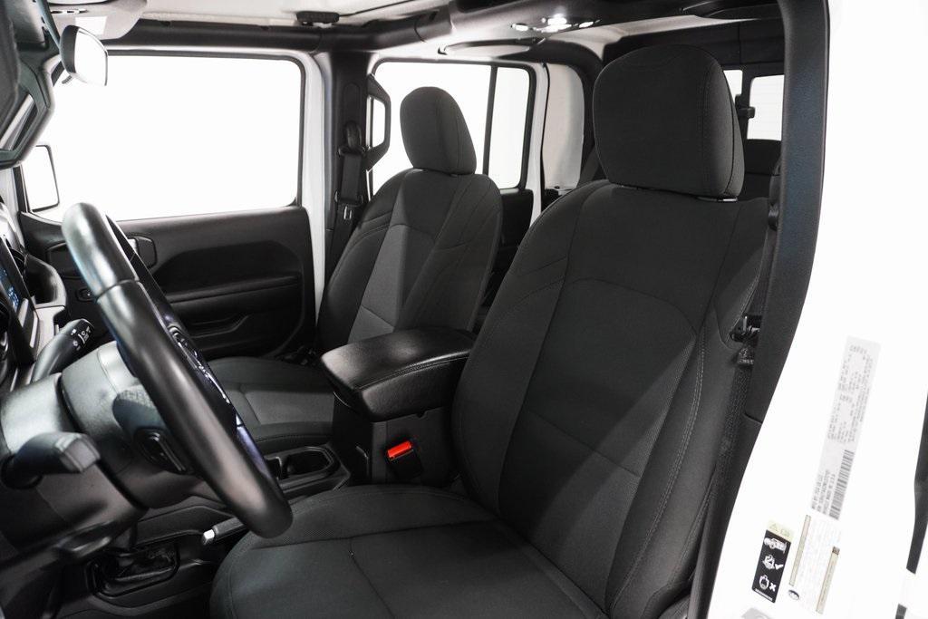 used 2021 Jeep Gladiator car, priced at $27,595