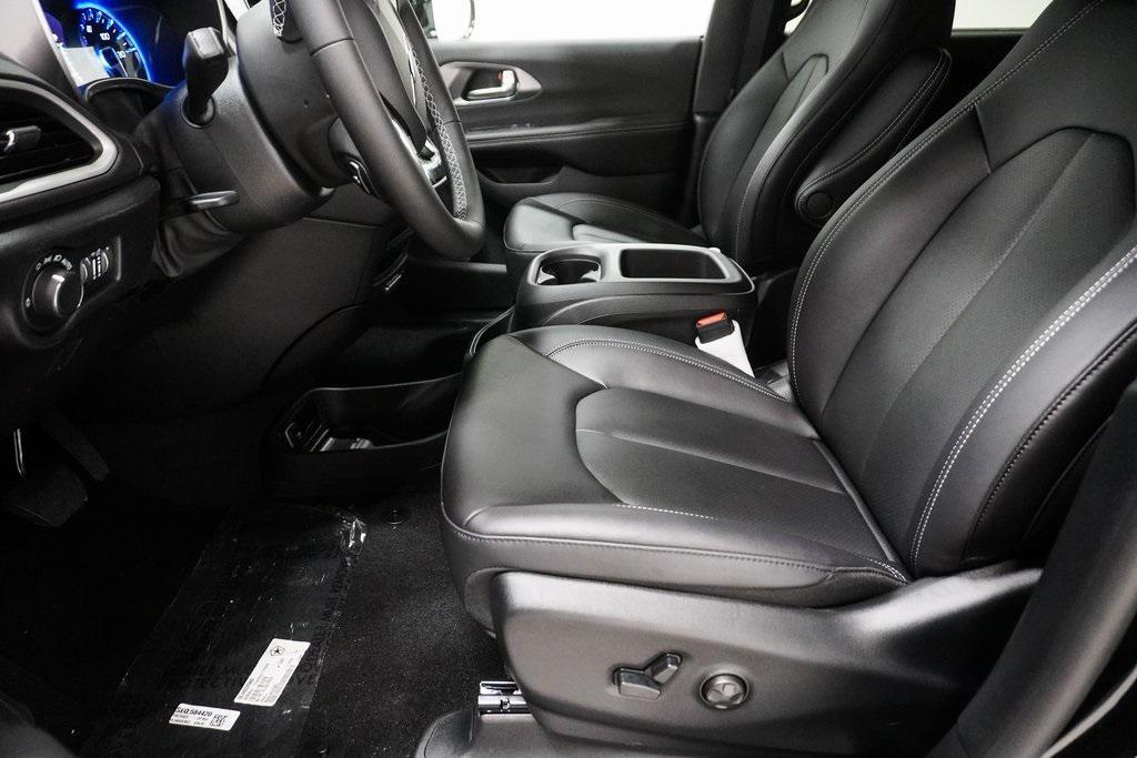 new 2026 Chrysler Voyager car, priced at $42,490