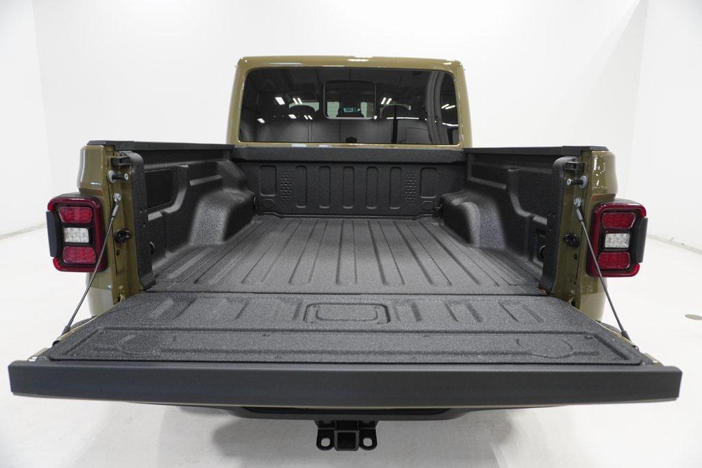 new 2025 Jeep Gladiator car, priced at $49,519