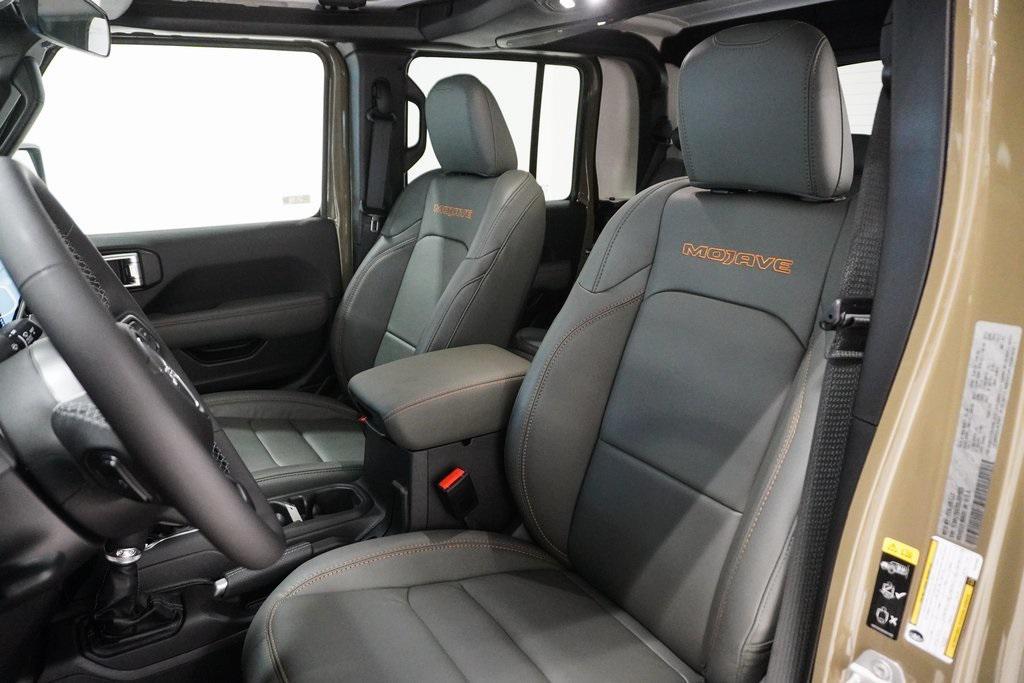 new 2025 Jeep Gladiator car, priced at $49,519