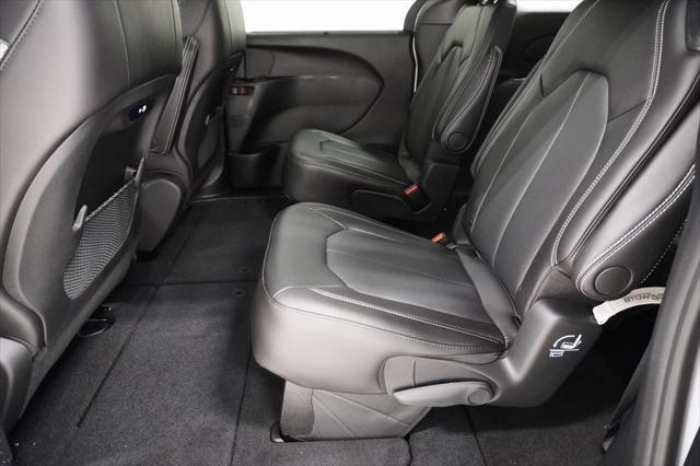 new 2024 Chrysler Pacifica car, priced at $37,500