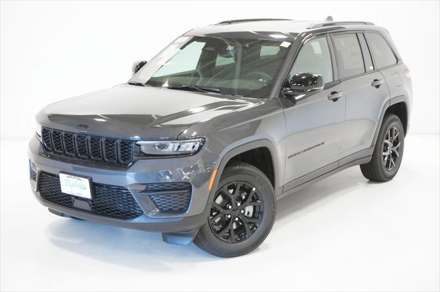 new 2025 Jeep Grand Cherokee car, priced at $44,030