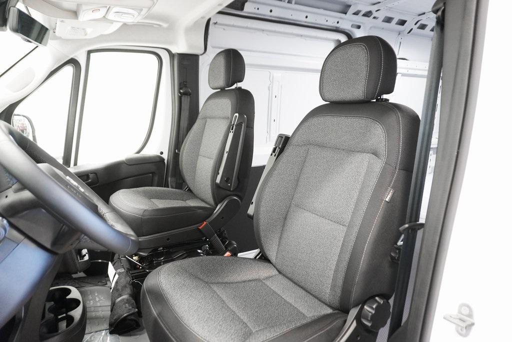 new 2025 Ram ProMaster 2500 car, priced at $45,321
