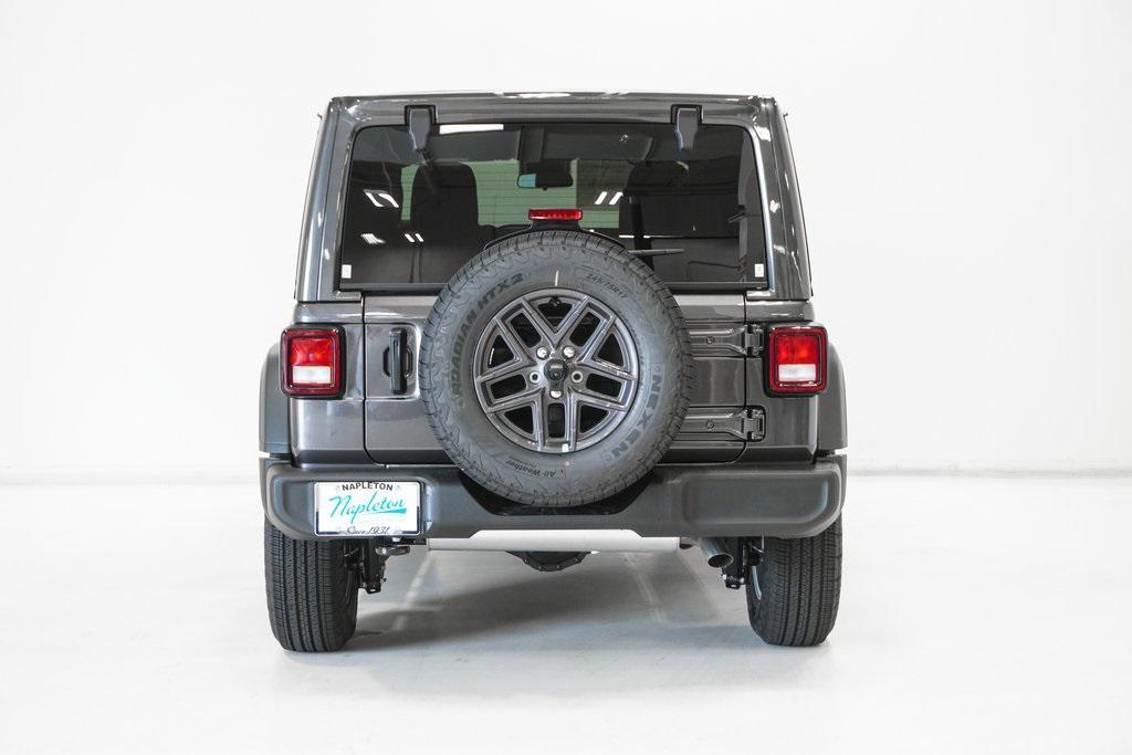 new 2025 Jeep Wrangler car, priced at $42,651