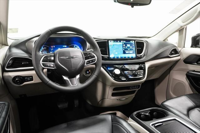 used 2024 Chrysler Pacifica Hybrid car, priced at $32,995