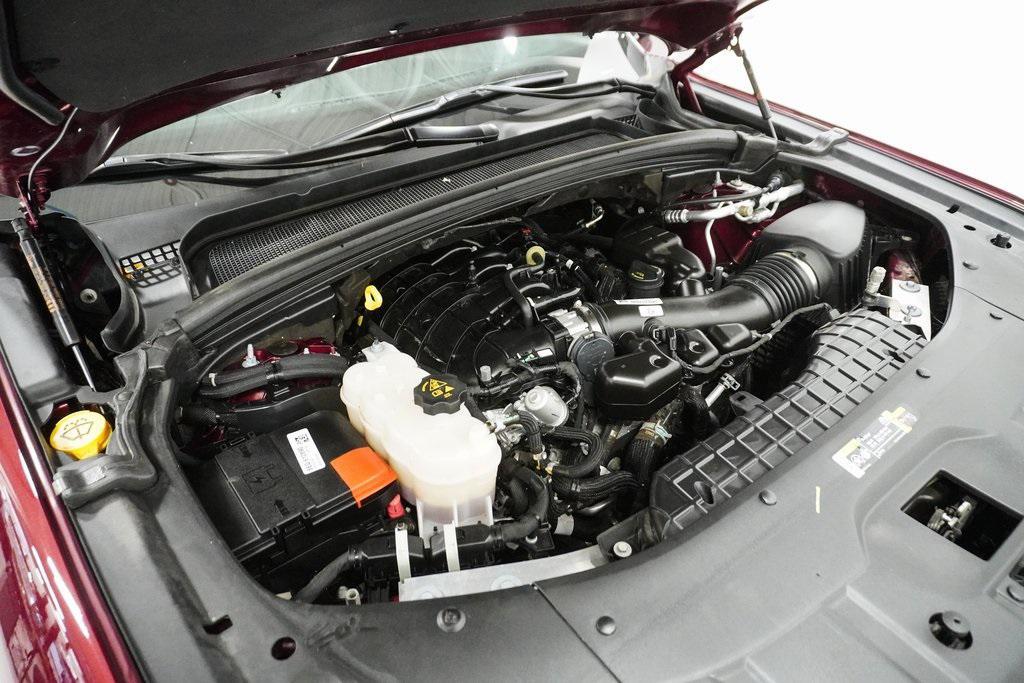 used 2023 Jeep Grand Cherokee car, priced at $32,595