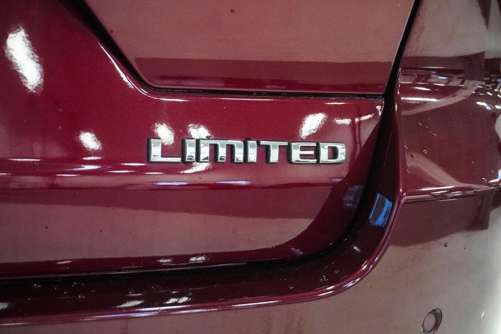 used 2023 Jeep Grand Cherokee car, priced at $32,595