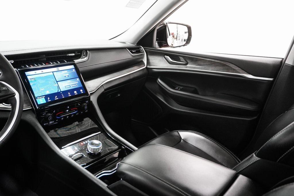 used 2023 Jeep Grand Cherokee car, priced at $32,595