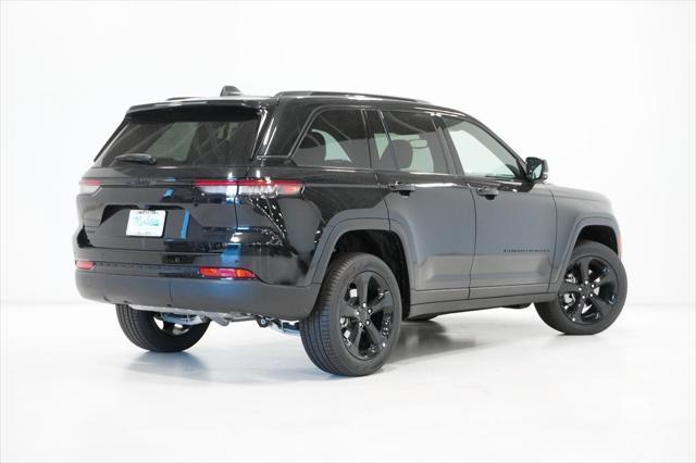 new 2025 Jeep Grand Cherokee car, priced at $47,602