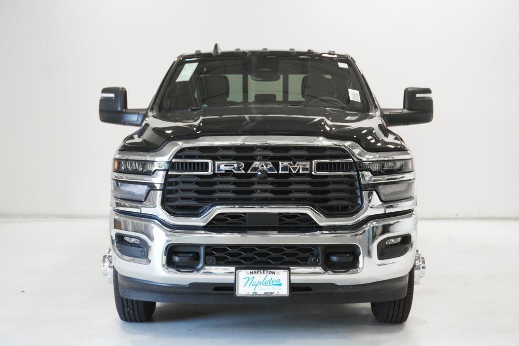 new 2025 Ram 3500 car, priced at $67,684