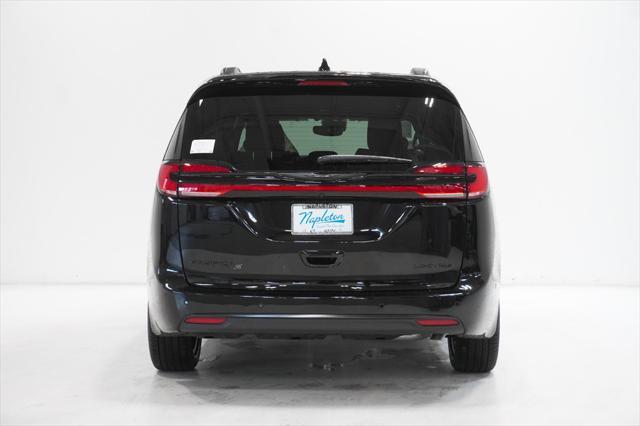 new 2024 Chrysler Pacifica car, priced at $50,976