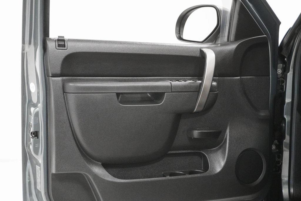 used 2011 Chevrolet Silverado 1500 car, priced at $10,495