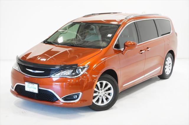 used 2018 Chrysler Pacifica car, priced at $15,495