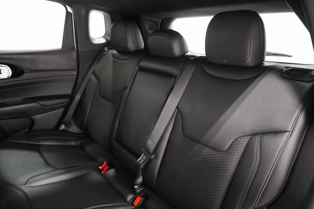 new 2025 Jeep Compass car, priced at $29,990