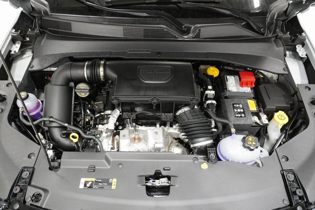 new 2025 Jeep Compass car, priced at $29,990