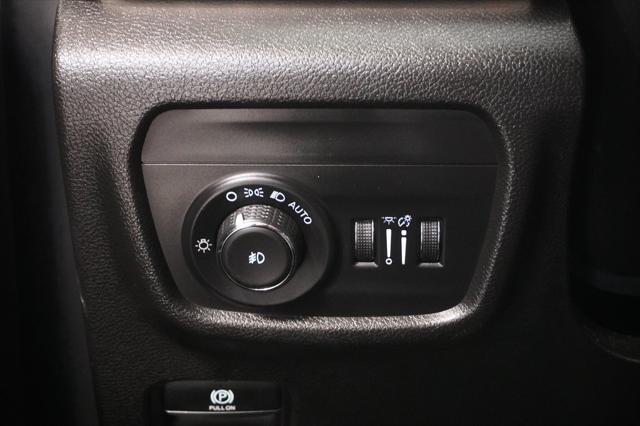 used 2022 Jeep Grand Cherokee car, priced at $28,495