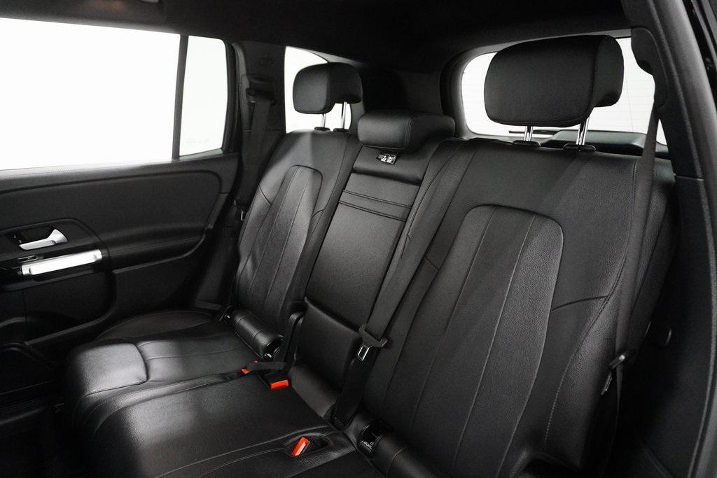 used 2020 Mercedes-Benz GLB 250 car, priced at $21,995