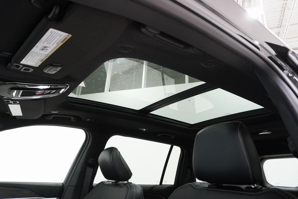 new 2025 Jeep Grand Cherokee L car, priced at $45,635