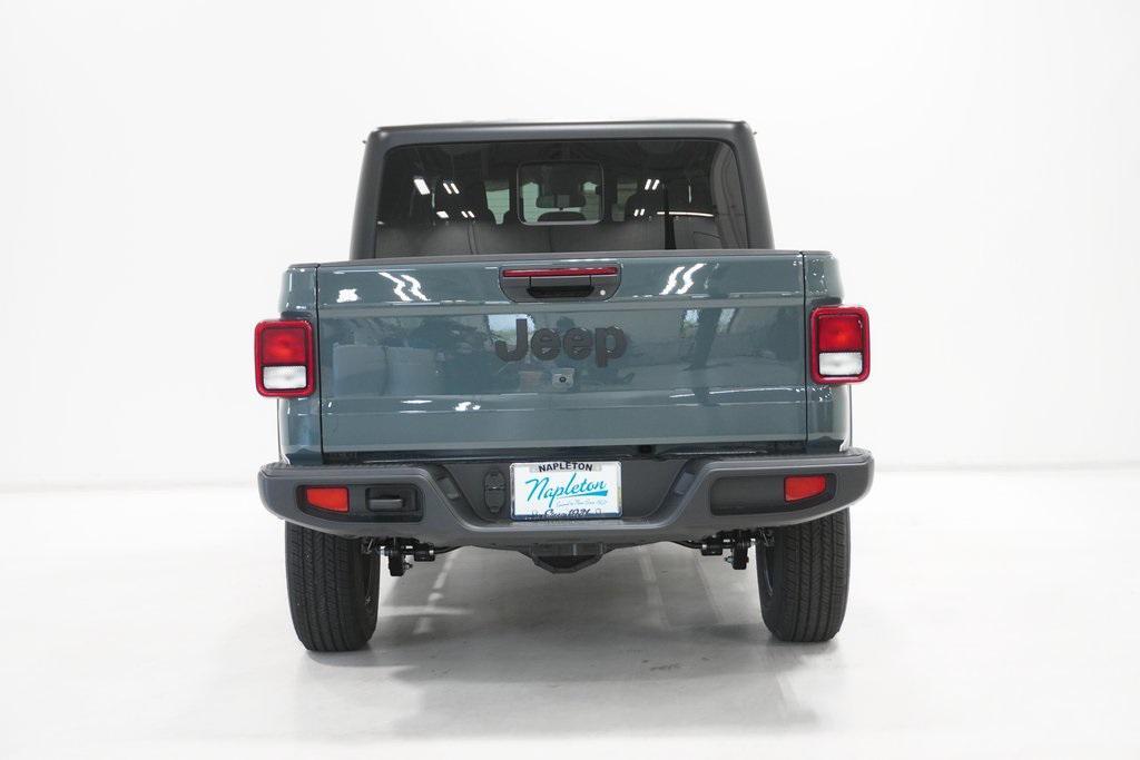 new 2025 Jeep Gladiator car, priced at $45,838