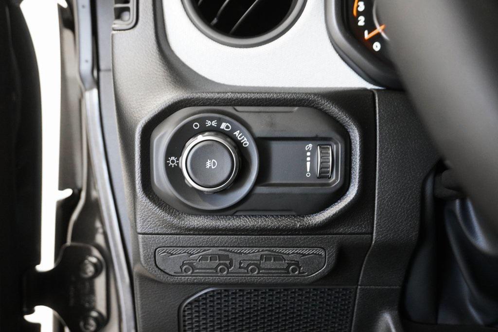 new 2026 Jeep Wrangler car, priced at $41,389