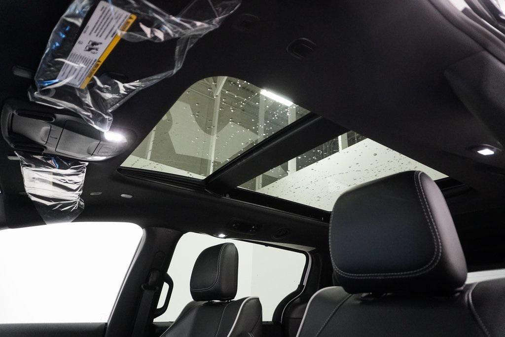 new 2026 Chrysler Pacifica car, priced at $52,230