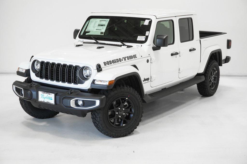 new 2025 Jeep Gladiator car, priced at $45,103