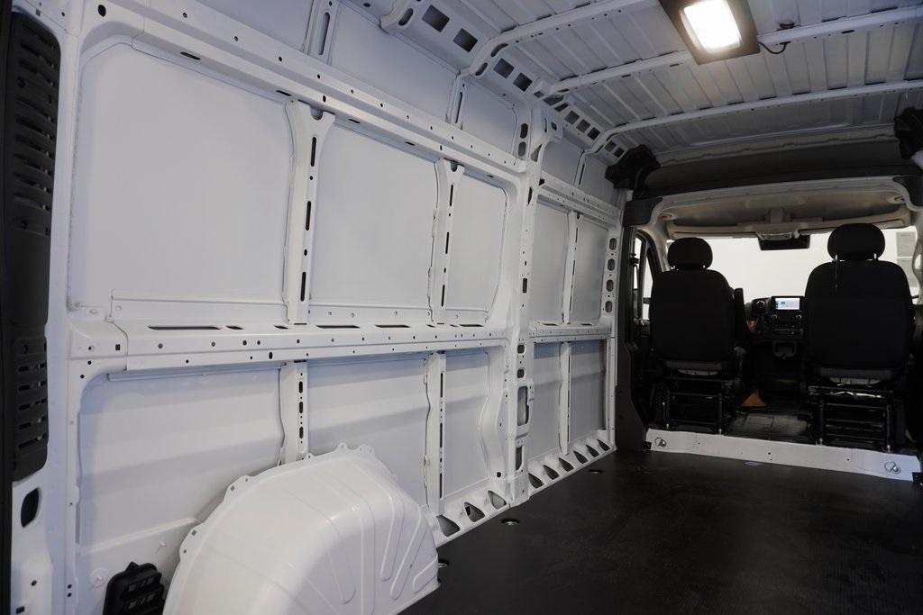 new 2026 Ram ProMaster 2500 Window Van car, priced at $46,943