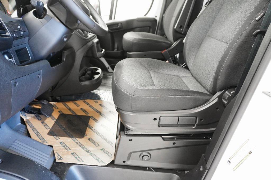 new 2026 Ram ProMaster 2500 Window Van car, priced at $46,943